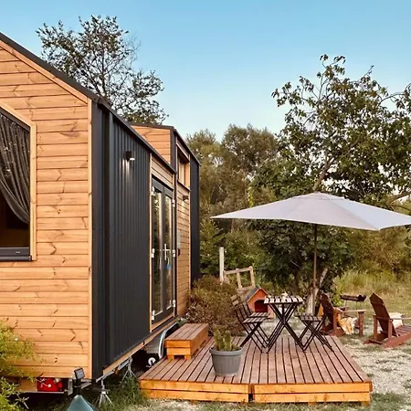 La Casa Errante 1 By Tiny Away * Castilenti
