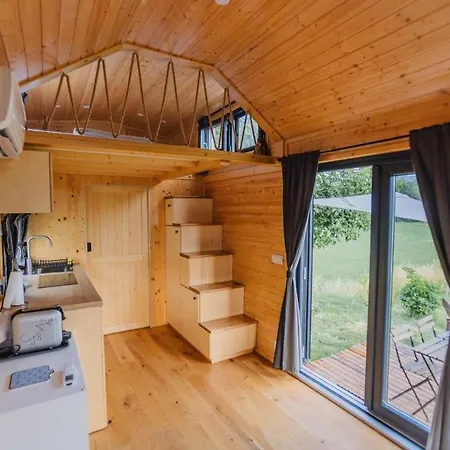 La Casa Errante 1 By Tiny Away Vakantiehuis Castilenti