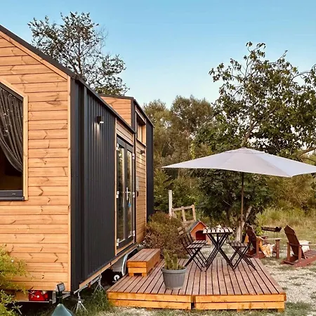 La Casa Errante 1 By Tiny Away Castilenti