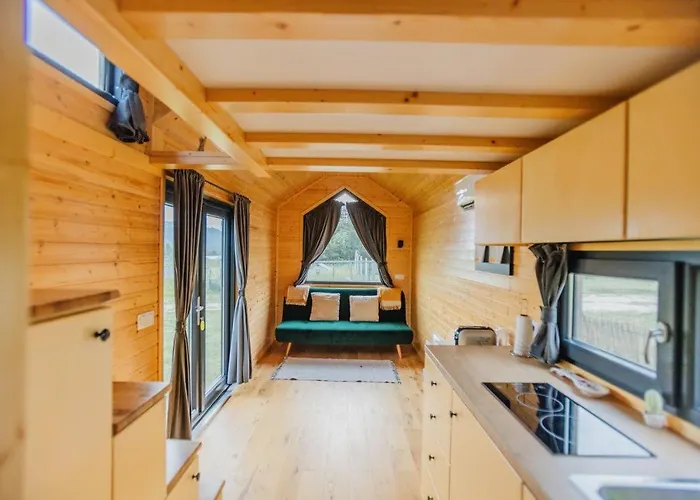 La Casa Errante 1 By Tiny Away * Castilenti